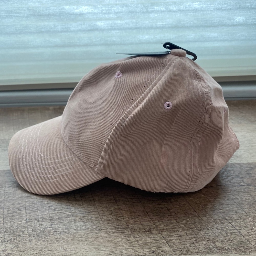 Do Everything In Love baseball style hat.